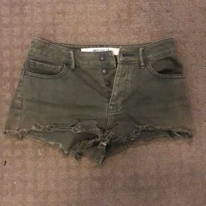 Army green, high waisted, Brandy Melville shorts